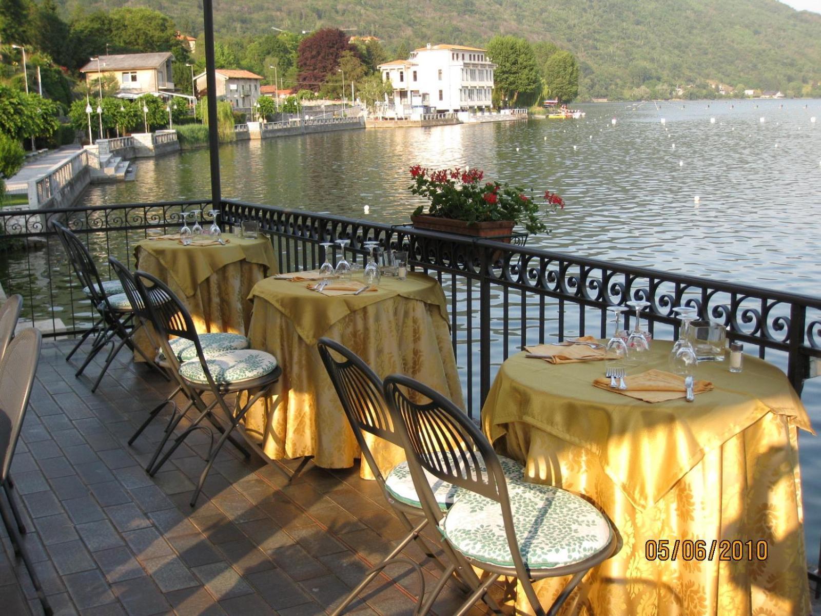 Hotel Due Palme Mergozzo Bagian luar foto