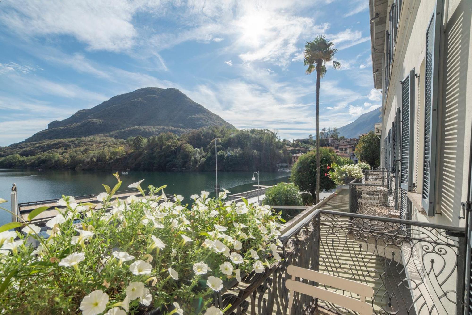 Hotel Due Palme Mergozzo Bagian luar foto