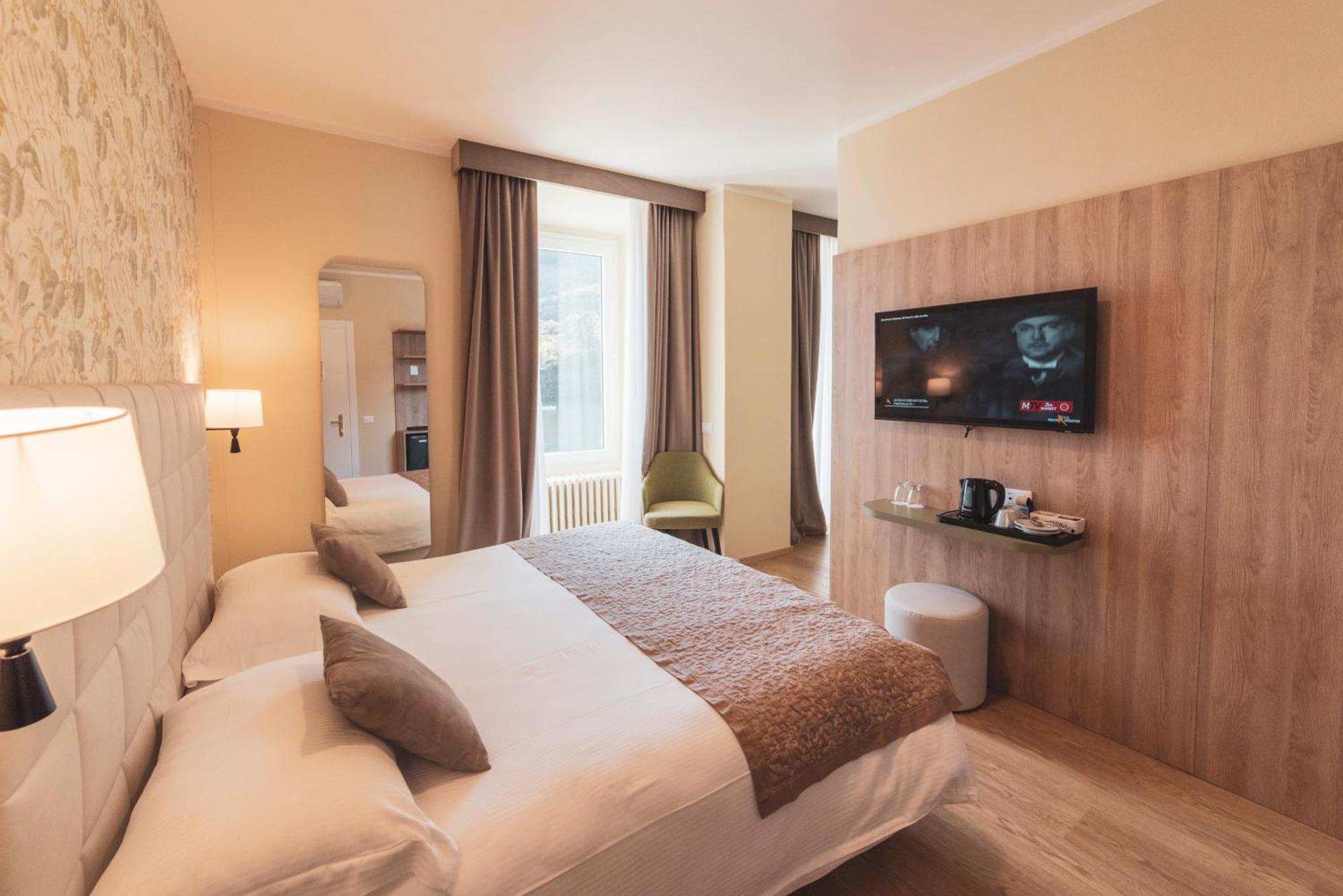 Hotel Due Palme Mergozzo Bagian luar foto