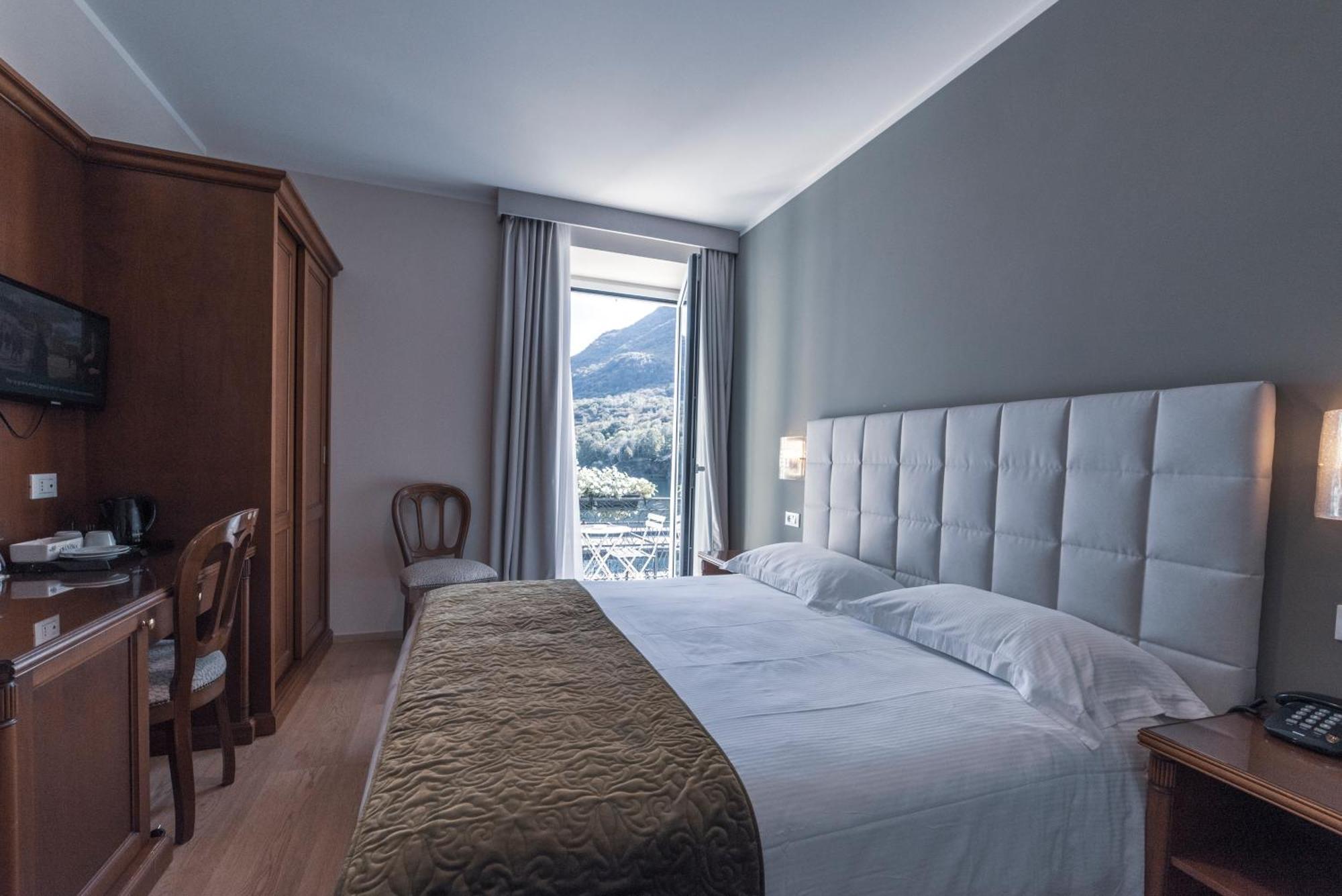Hotel Due Palme Mergozzo Bagian luar foto