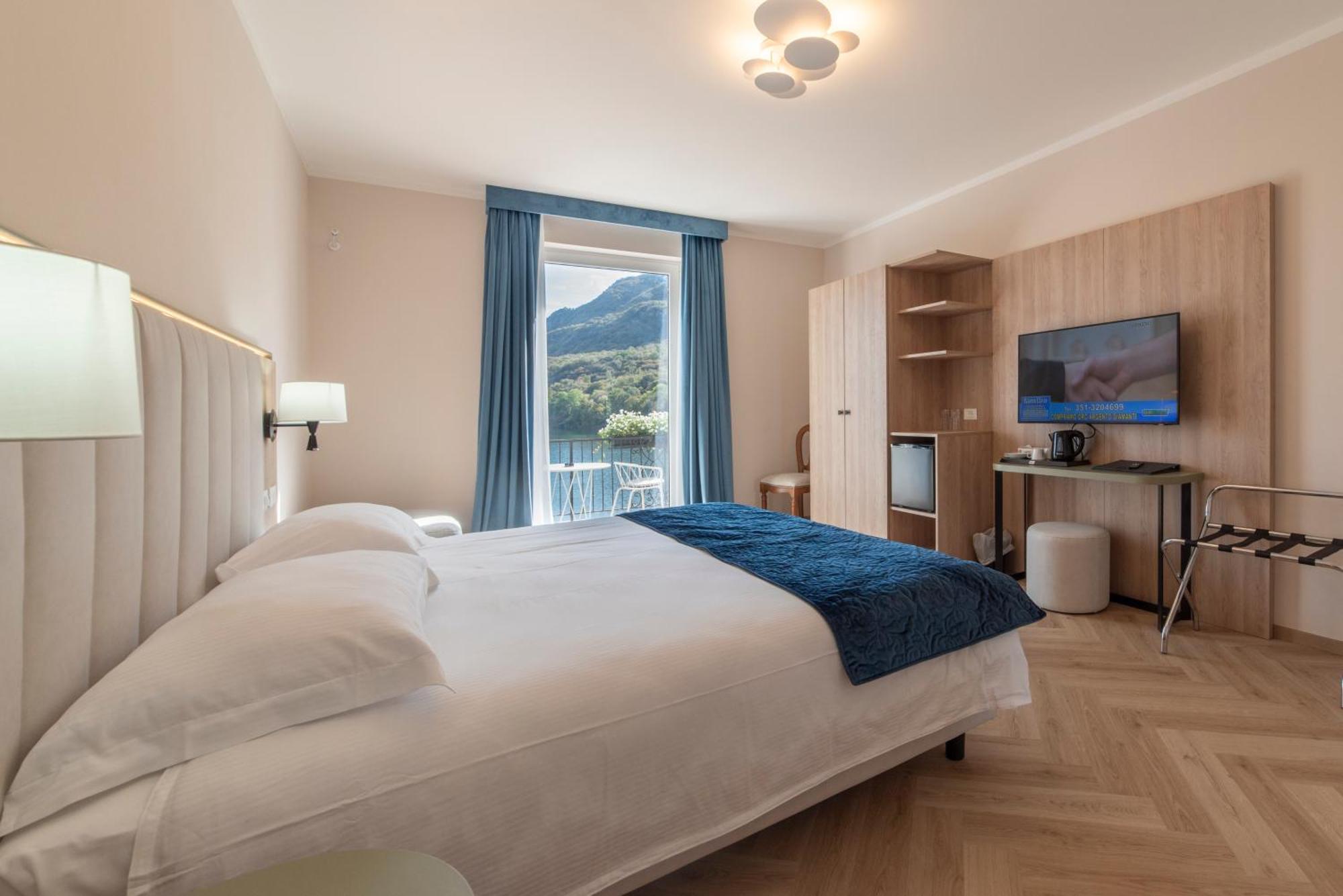 Hotel Due Palme Mergozzo Bagian luar foto