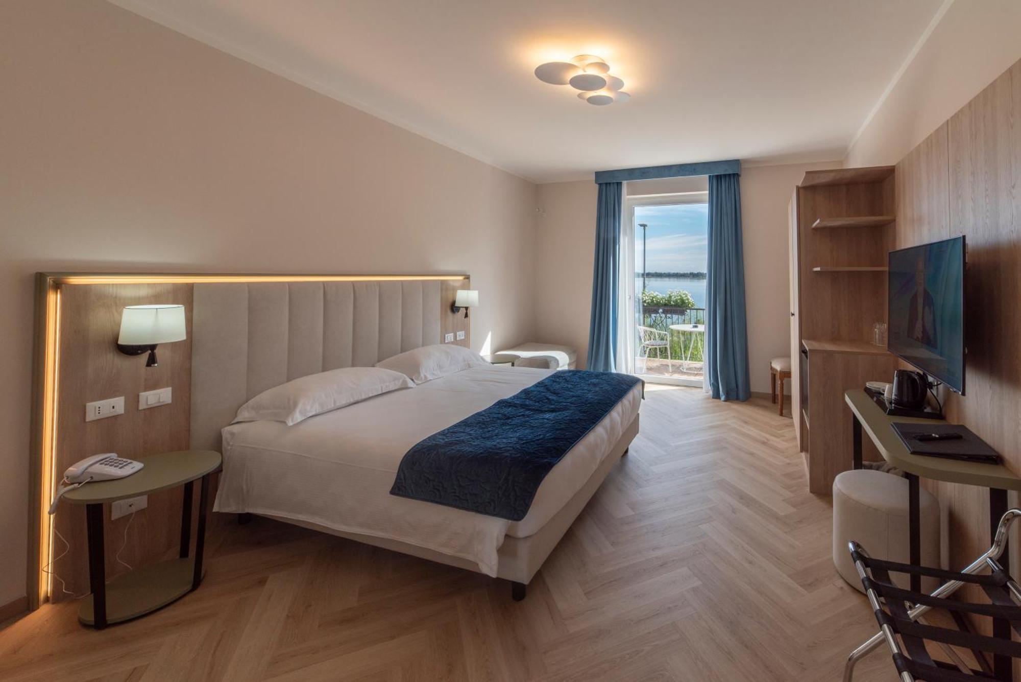 Hotel Due Palme Mergozzo Bagian luar foto