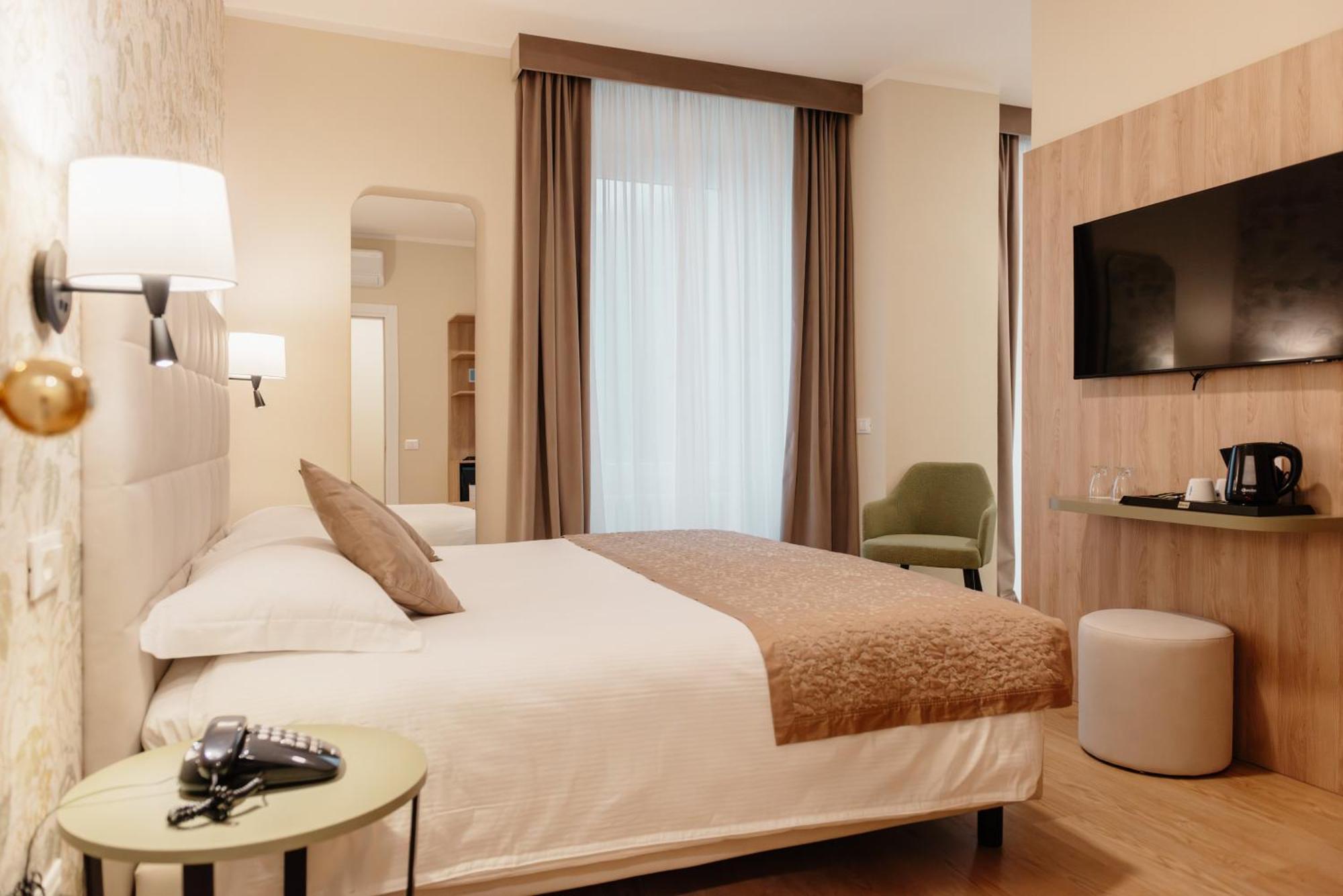 Hotel Due Palme Mergozzo Bagian luar foto